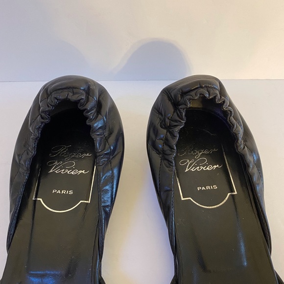 Roger Vivier black flats, size 8 - Picture 4 of 8
